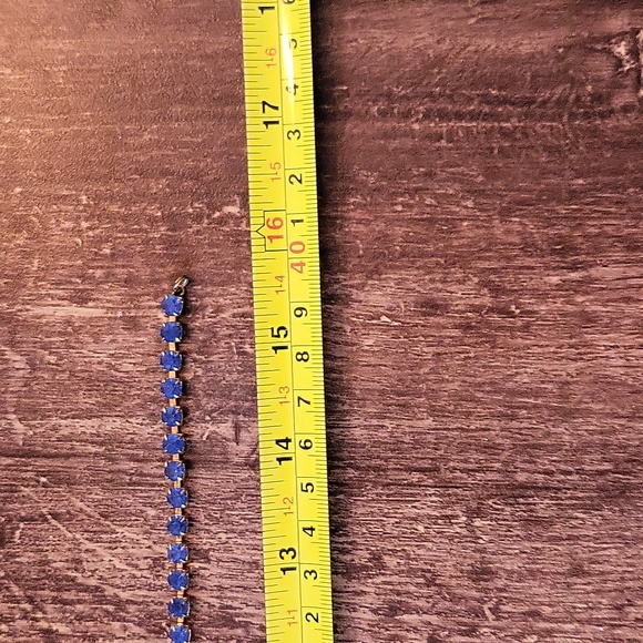 Vintage Blue Necklace - Picture 4 of 5